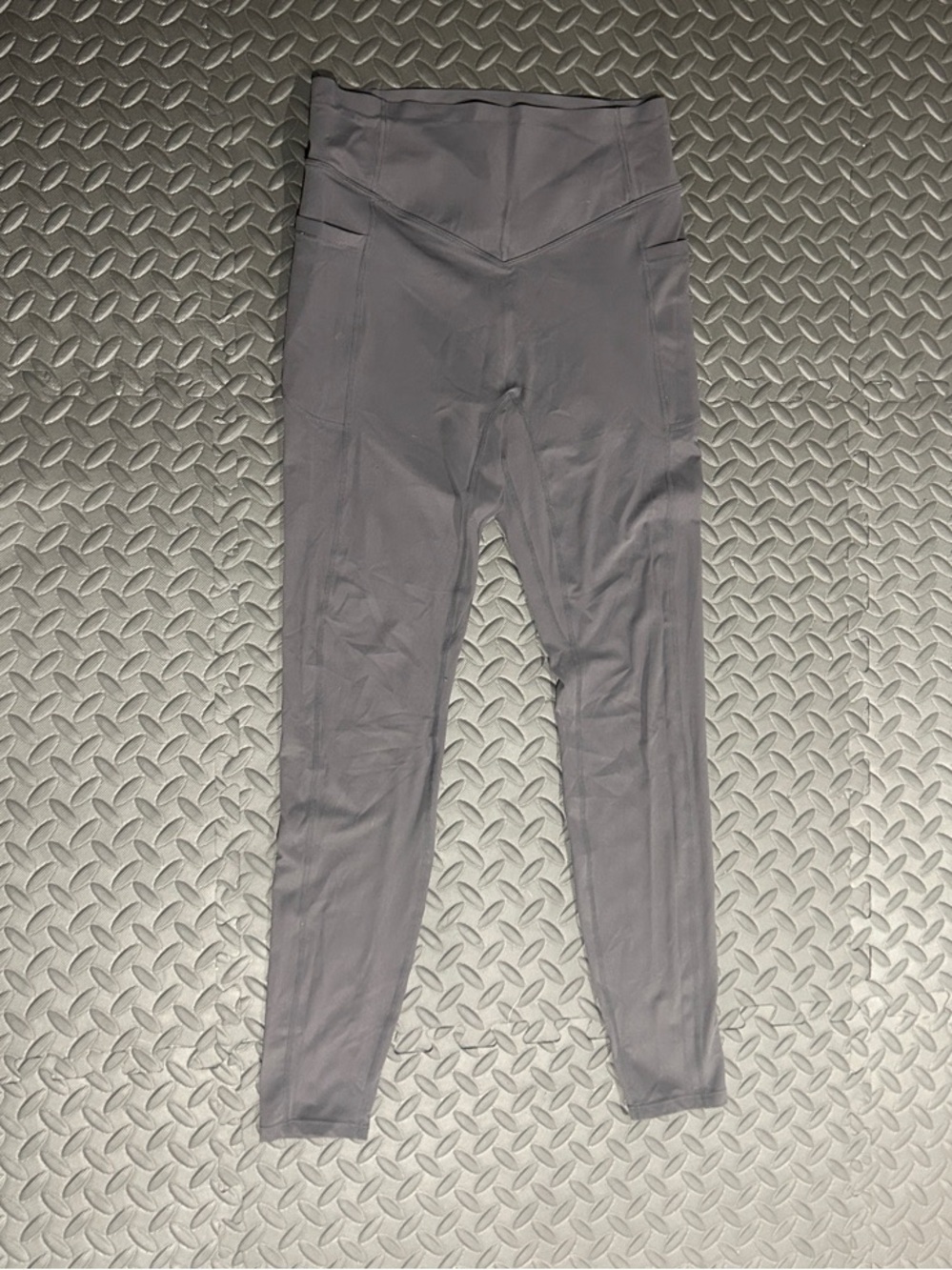 HALARA High-Waist Charcoal Gray Leggings with Side Pockets